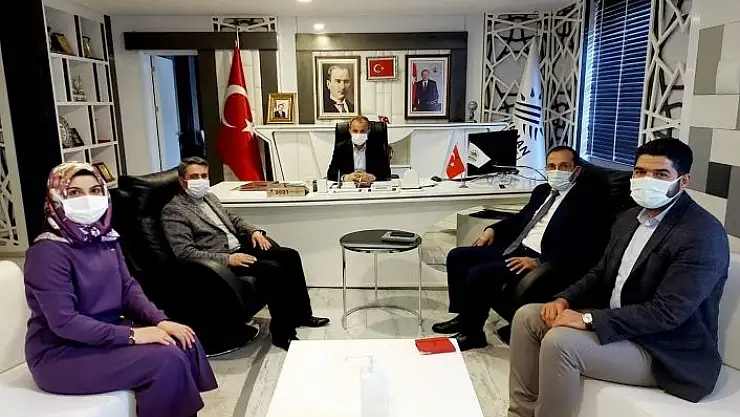 'AK Parti yönetimi Başkan Kılınç ile bir araya geldi'