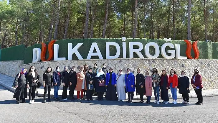 'AK Partili kadınlardan Başkan Okay´a tarih ve turizm övgüsü'