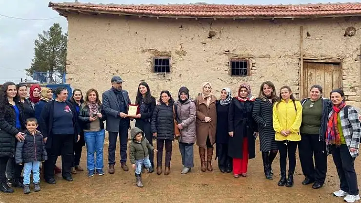 'Akın, kadın yetiştiricilerle buluştu'
