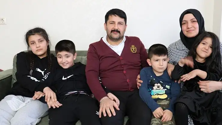 'Alkışlarla karşılandılar... Irkçılık gurbetçi aileyi Türkiye´ye kesin dönüş yaptırdı'