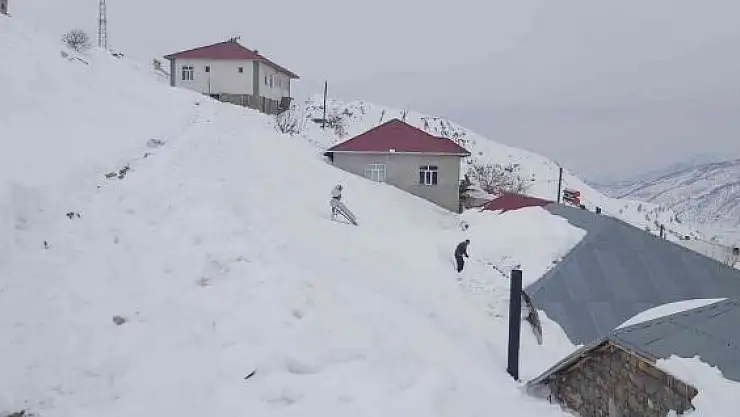 'Altı köyün yolları 12 gündür kapalı'