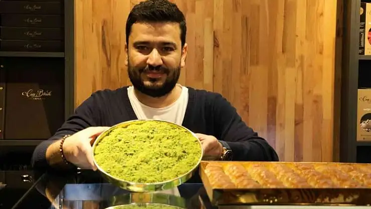 'Altın tepside baklava 2,5 milyon lira'