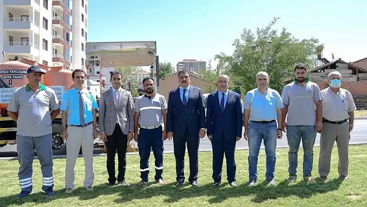 'Altınkayısı Bulvarı´nda yol çizgi ve işaretlemeleri yapıldı'
