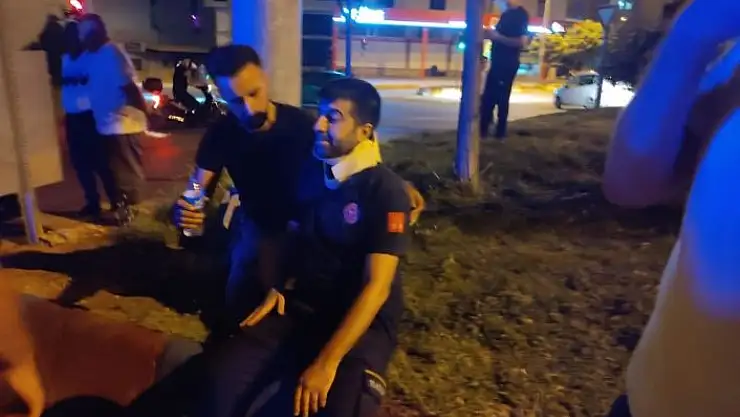'Ambulans ile otomobil çarpıştı: 3 yaralı'