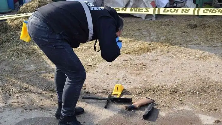 'Annesi ile tartışan babasını tüfekle vurarak öldürdü'