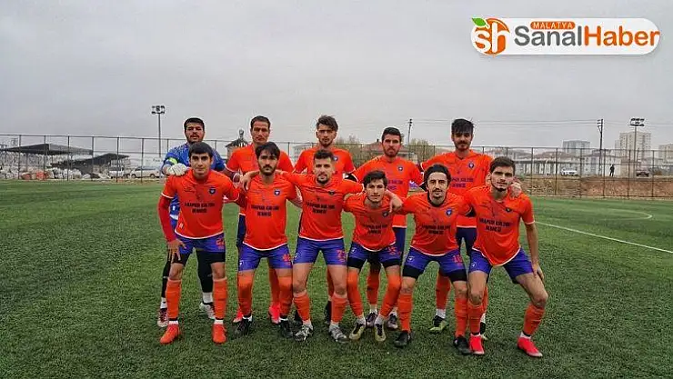 Arapgirspor liderliği bırakmak istemiyor
