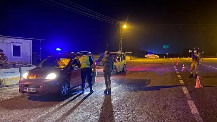 'Arguvan´da jandarmadan kısıtlama denetimi'