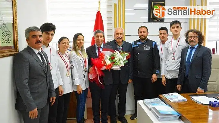 Aşçılar şampiyonasından başarıyla döndüler