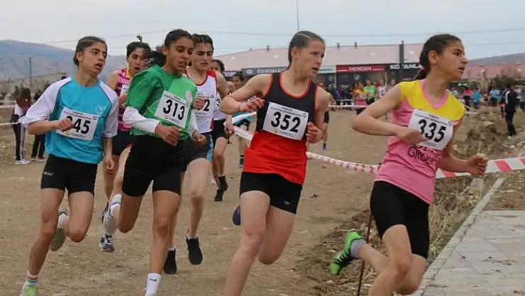 'Atletizm kros ligi yarı final yarışları Sivas´ta yapıldı'