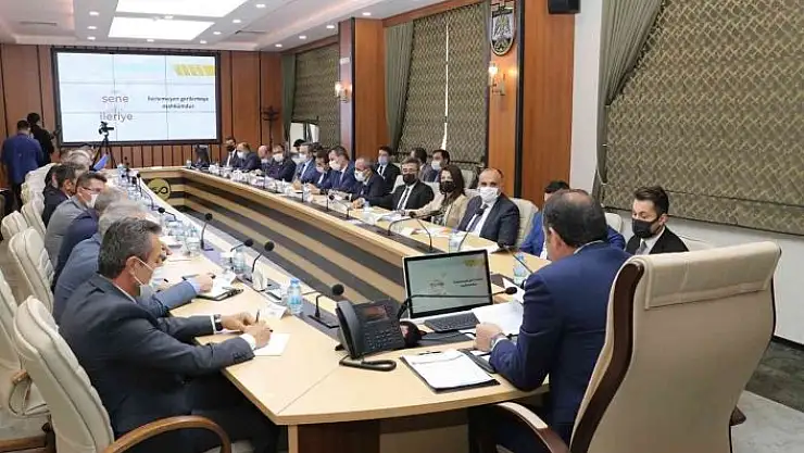 'Ayhan, ilçe milli eğitim müdürleriyle buluştu'