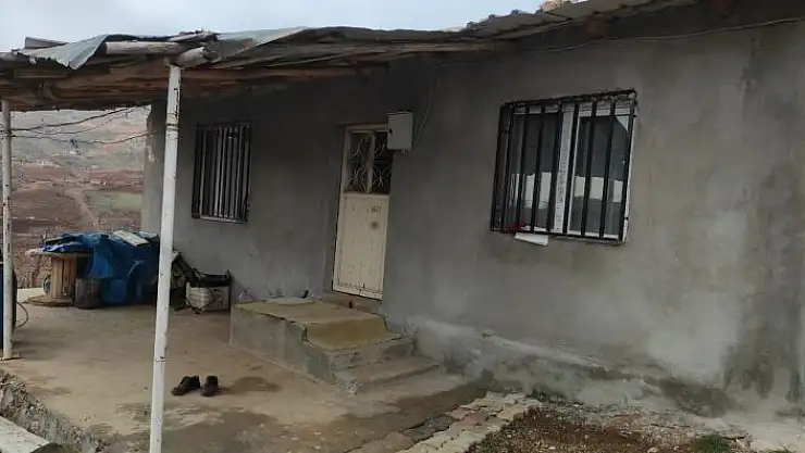 'Babasını tüfekle vurarak öldürdü'