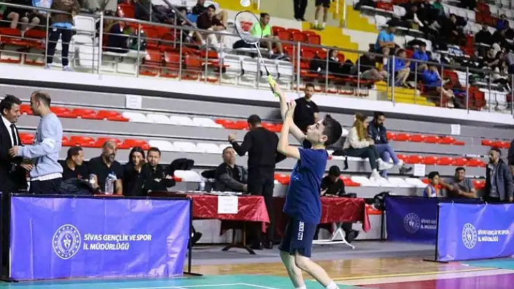 'Badminton Büyükler Türkiye Şampiyonası, Sivas´ta başladı'