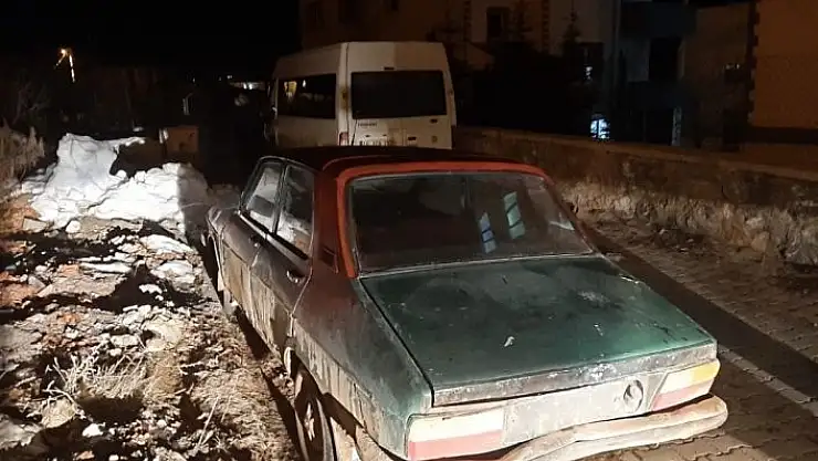 'Bahçeden otomobil çaldılar JASAT´a yakalandılar'