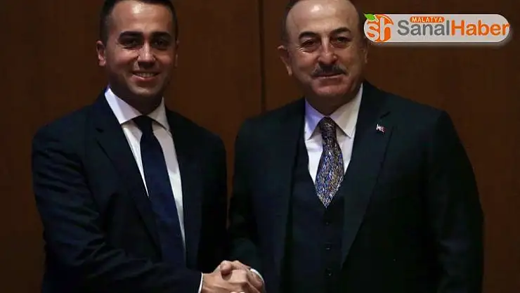 Bakan Çavuşoğlu, İtalyan mevkidaşıyla görüştü