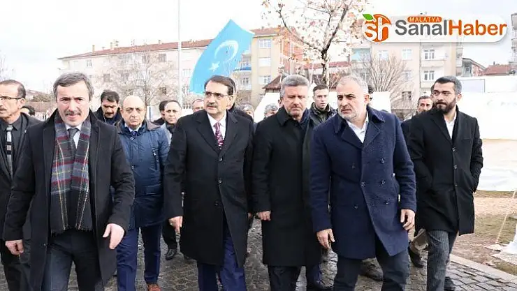 Bakan Dönmez: 'Hasarlı binaların Ocak ayına ait faturalarını 90 gün süre ile erteledik'