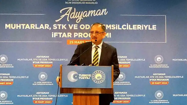 'Bakan Özhaseki: Bin şantiyede 110 bin kişilik orduyla çalışıyoruz'