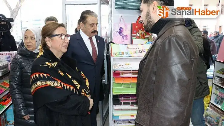 Bakan Pekcan, esnaflarla buluştu