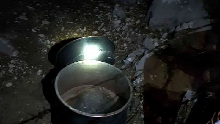 'Bakır eşya hırsızları jandarmaya yakalandı'