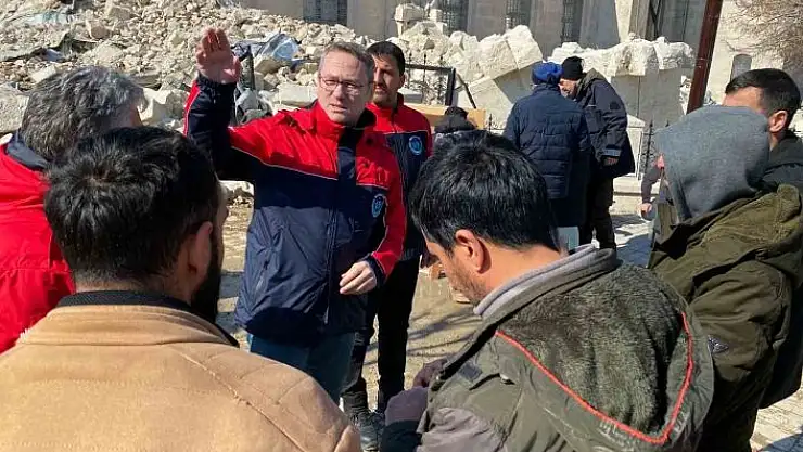 'Başakşehir Belediyesi Malatya´da depremin yaralarını sarıyor'