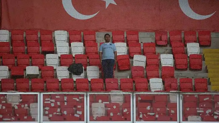 'Başakşehir´i, Sivasspor deplasmanında 1 taraftar destekledi'