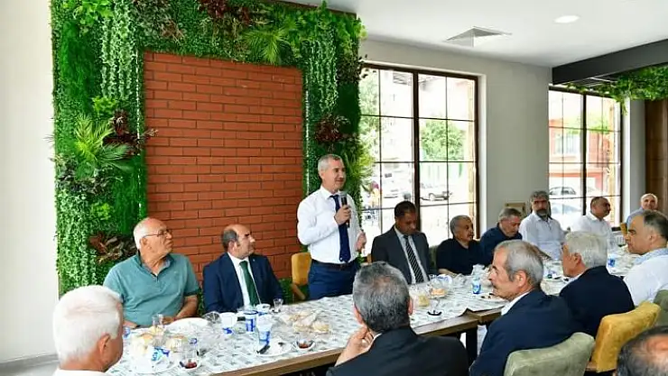 'Başkan Çınar, Gündüzbey sosyal tesislerinde mahalle sakinlerini ağırladı'