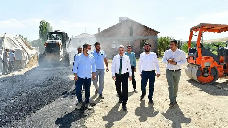 'Başkan Çınar, yol yenileme çalışmalarını inceledi'