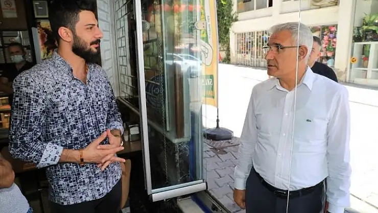 'Başkan Güder, esnafların sorunlarını dinledi'
