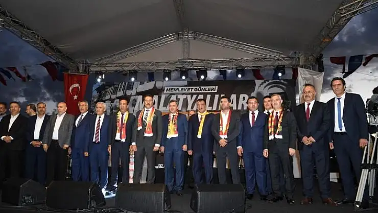 'Başkan Gürkan´dan hizmet destanı vurgusu'