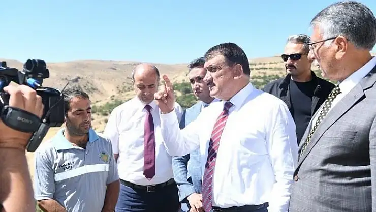 'Başkan Gürkan, Erecek Mahallesinde incelemelerde bulundu'