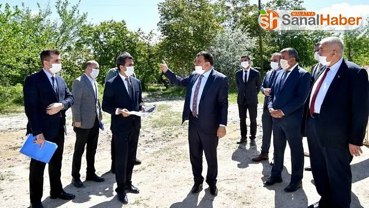 Başkan Gürkan, Tecde - Bostanbaşı yolunda inceleme yaptı