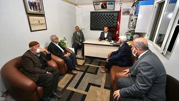 'Başkan Kılınç, mahallelerin sorunlarını muhtarlardan dinledi'