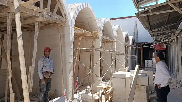 'Başkan Kılınç, tarihi Adıyaman Çarşısı´ndaki çalışmaları inceledi'