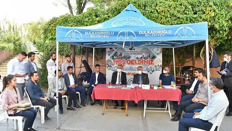 'Başkan Okay: ''Geleceğimizin teminatı gençlerimizin yanındayız'''