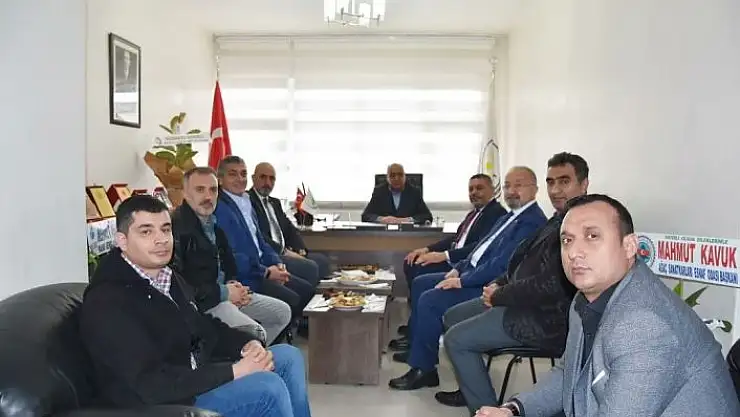 'Başkan Sadıkoğlu: ''Esnaf odalarını önemsiyoruz'''