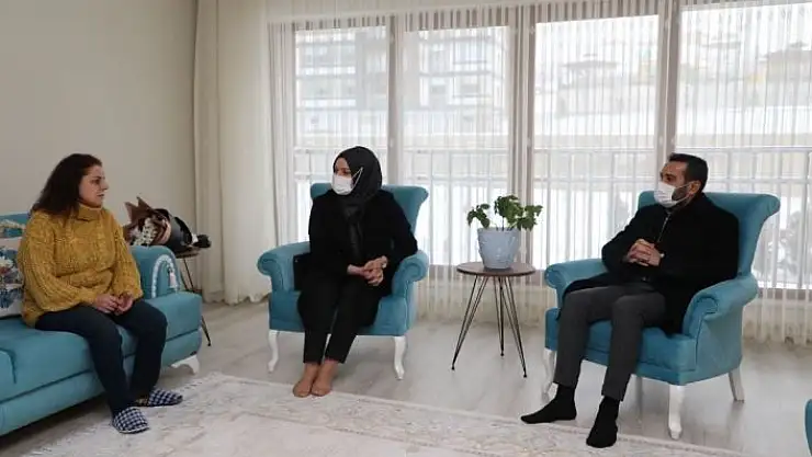 'Başkan Şerifoğulları depremde yakınlarını kaybeden ailelerle bir araya geldi'