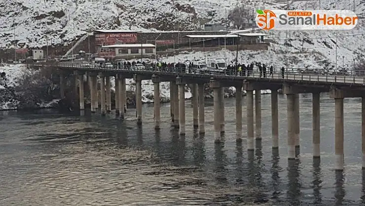 Batan teknede kaybolan şahsı arama çalışmaları başladı
