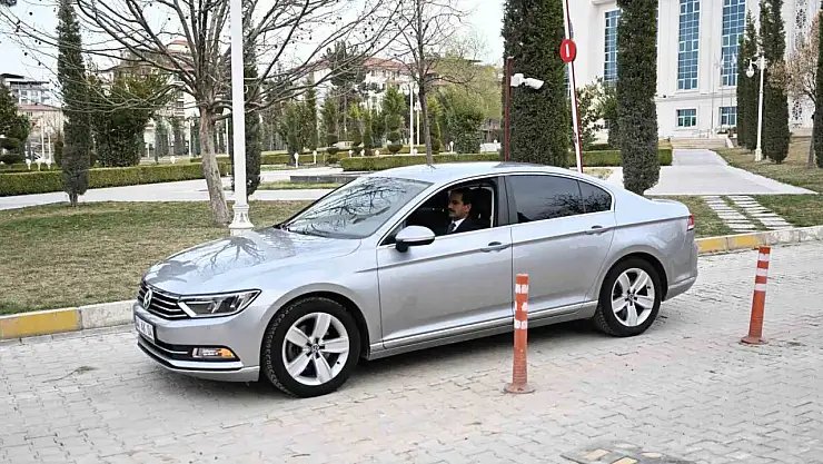 Mütevazı başkan