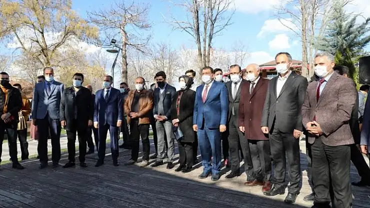 'Battalgazi Belediyesi´nden kitapseverlere anlamlı hediye'