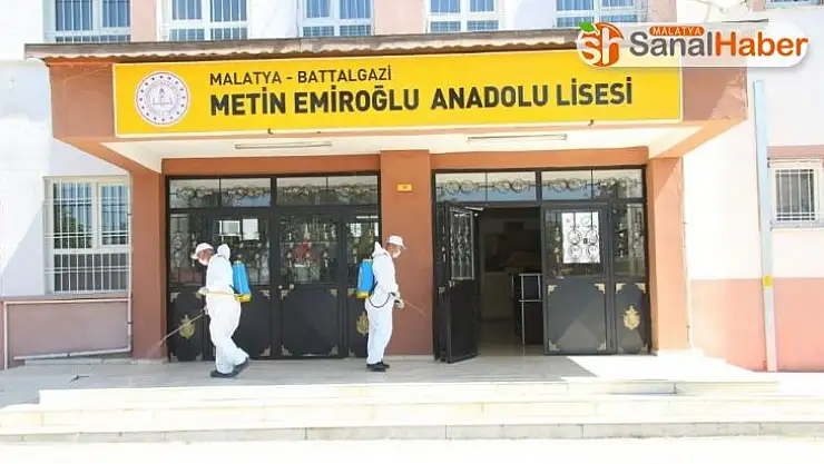 Battalgazi Belediyesi'nden sınav öncesi okullara dezenfekte