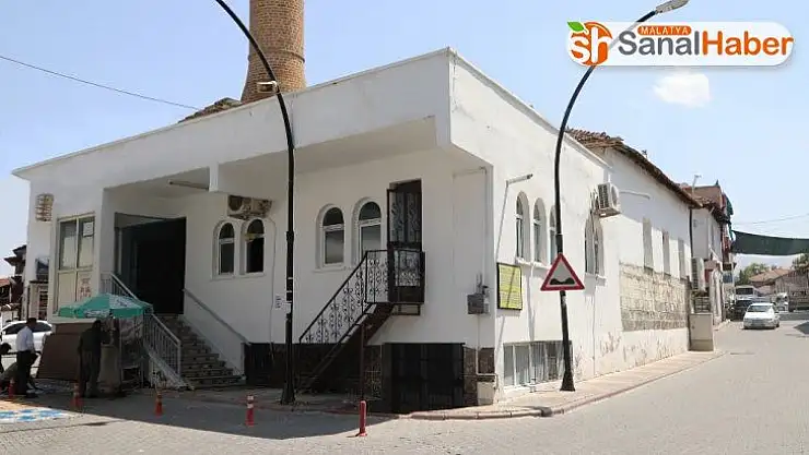 Battalgazi'deki camilerde bayram temizliği