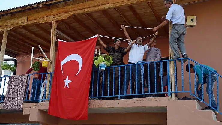 ŞEHİT ATEŞİ DARENDE´YE DÜŞTÜ