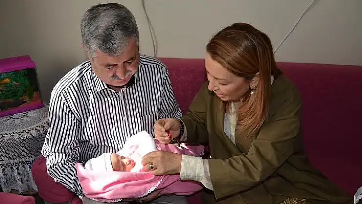 'POLAT, BUGÜN ZİYARET ETTİĞİMİZ AİLEMİZDE ÜÇ KUŞAĞA ''ELİF'' İSMİ VERİLMİŞ'''''