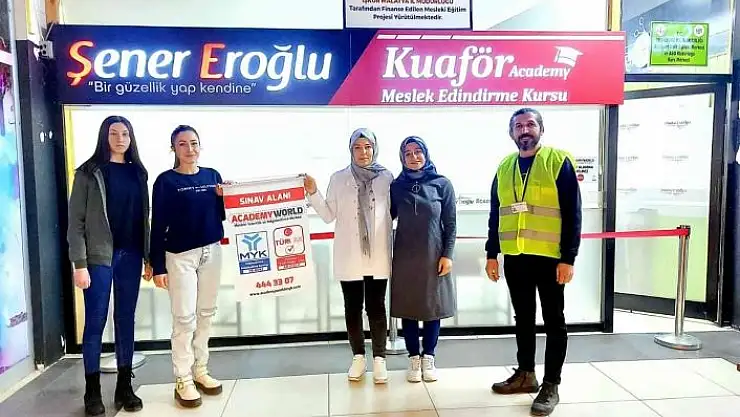 'Berber ve kuaförlere mesleki yeterlilik belgesi imkanı'