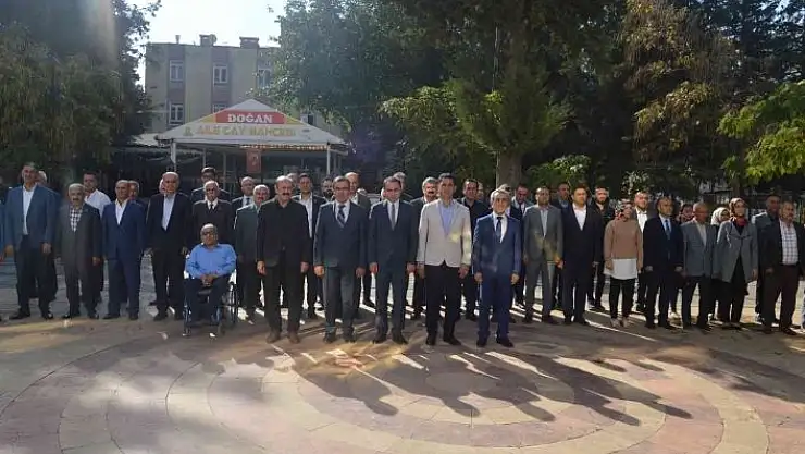 'Besni´de 19 Ekim Muhtarlar Günü kutlandı'