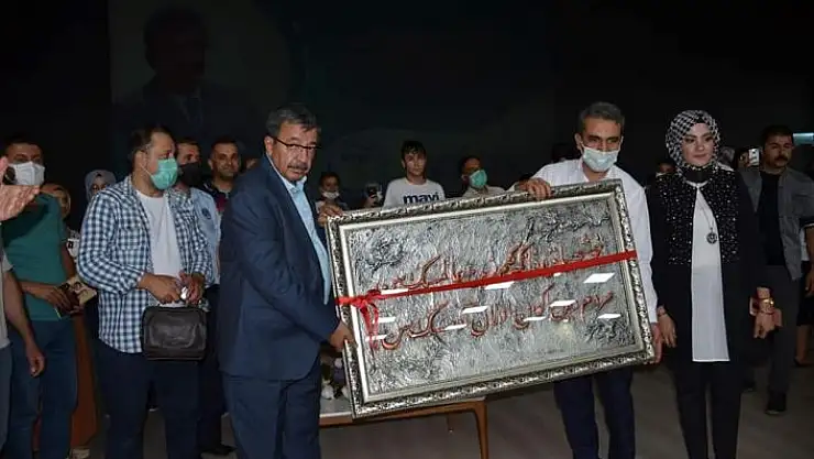 'Besni´de Hayati İnanç söyleşisine yoğun ilgi'