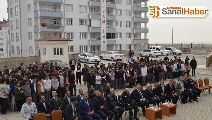 Besni'de Kızılay Haftası etkinliklerle kutlandı