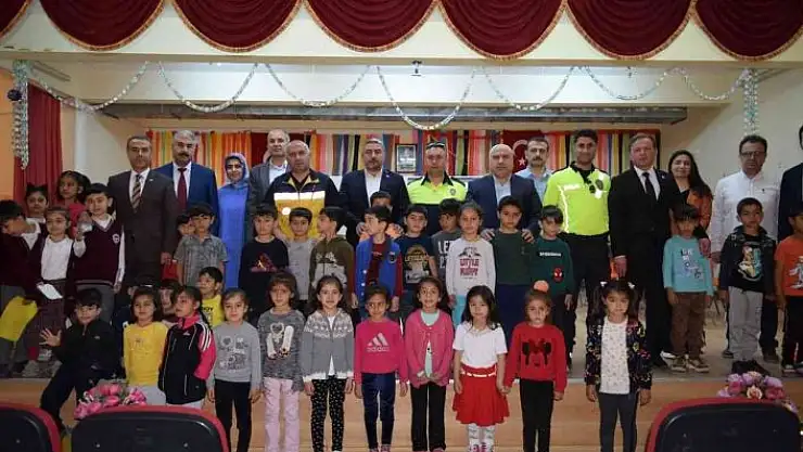 'Besni´de Trafik ve İlk Yardım Haftası etkinliği'