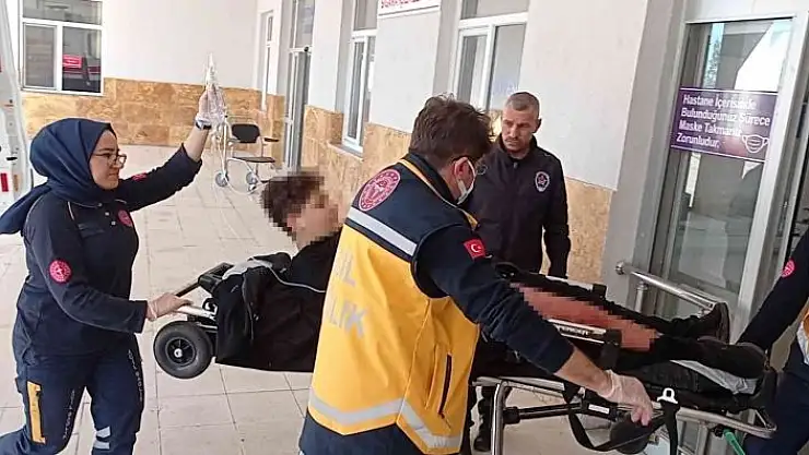 'Bıçaklanan 14 yaşındaki gencin hayati tehlikesi sürüyor'