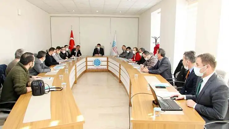 'Bilim ve teknoloji üniversitesi yıl içinde ilk lisans öğrencilerini alacak'