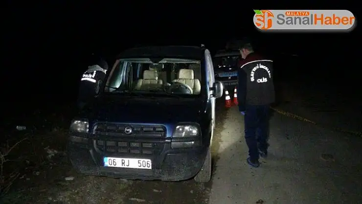 Bir kişi araçta ölü olarak bulundu